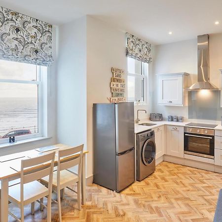Host & Stay - 2 Maritime Apartments Скарборо Экстерьер фото