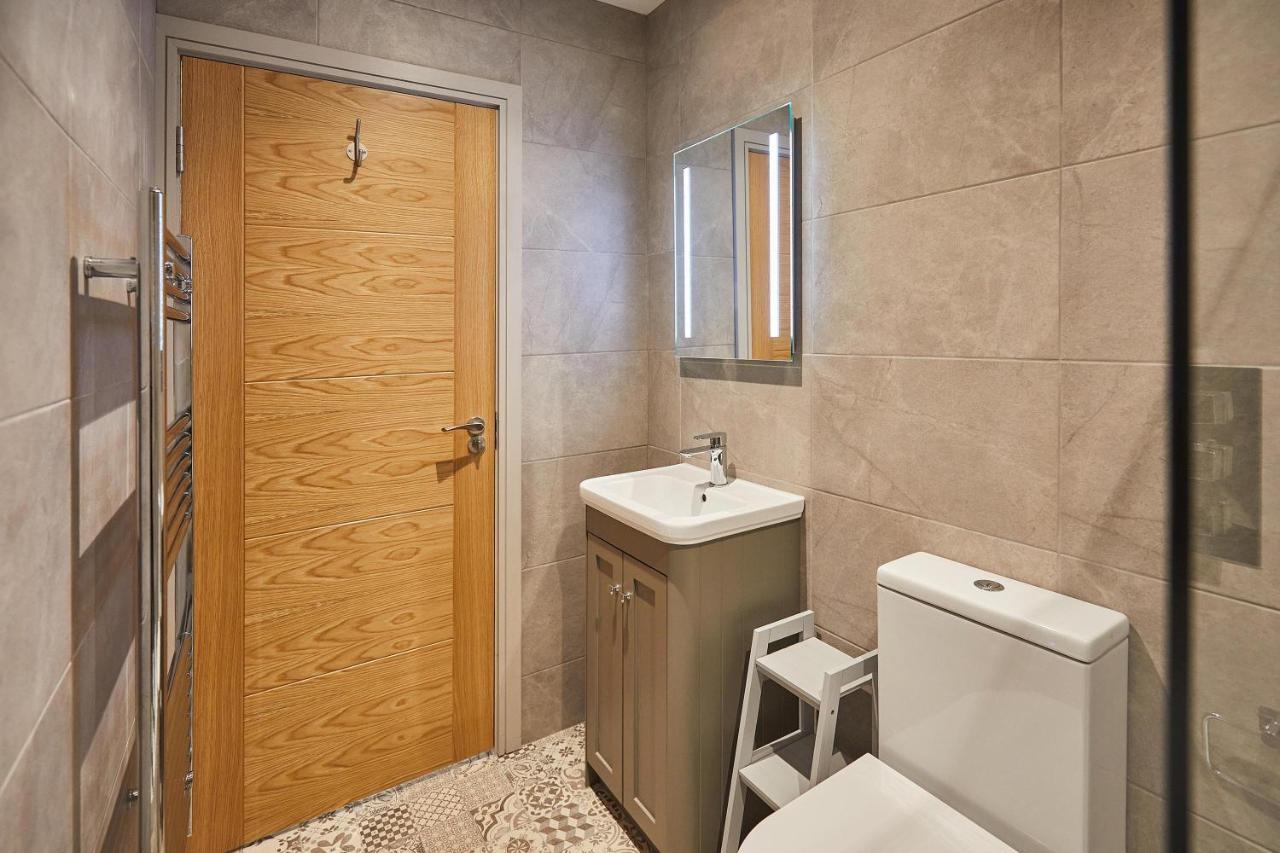 Host & Stay - 2 Maritime Apartments Скарборо Экстерьер фото